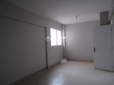 Sala para alugar com 28m² no bairro Centro em Caxias do Sul - Foto 2