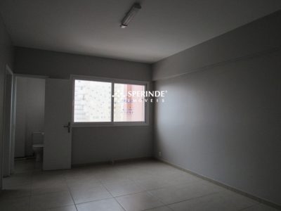 Sala para alugar com 28m² no bairro Centro em Caxias do Sul - Foto 4