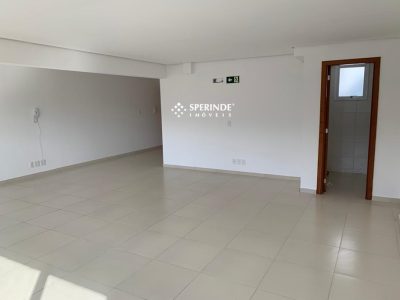 Sala para alugar com 57m², 1 vaga no bairro Cruzeiro em Caxias do Sul - Foto 3