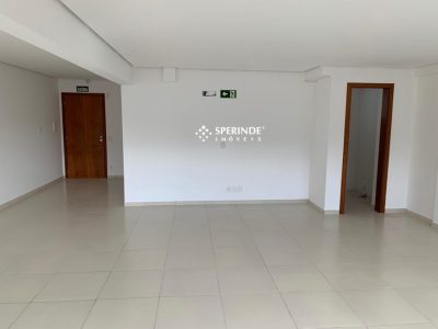 Sala para alugar com 57m², 1 vaga no bairro Cruzeiro em Caxias do Sul - Foto 4