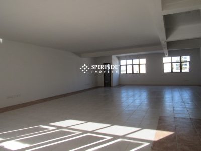 Sala para alugar com 152m², 2 vagas no bairro Centro em Caxias do Sul - Foto 7