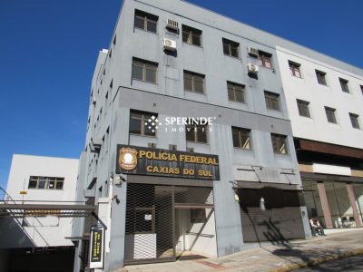 Sala para alugar com 152m², 2 vagas no bairro Centro em Caxias do Sul - Foto 10