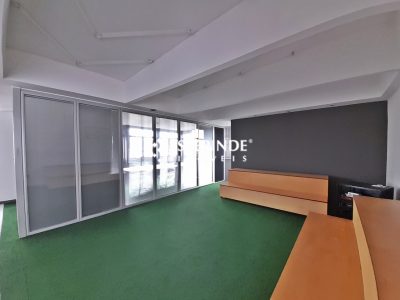 Sala para alugar com 171m², 1 vaga no bairro Auxiliadora em Porto Alegre - Foto 18