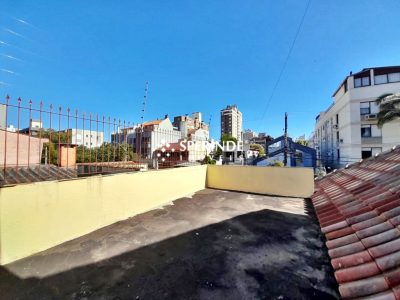 Casa para alugar com 102m², 2 quartos, 3 vagas no bairro Santana em Porto Alegre - Foto 28