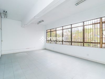 Casa Comercial para alugar com 325m² no bairro Rio Branco em Porto Alegre - Foto 29