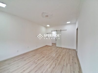 Casa Comercial para alugar com 125m², 3 quartos, 1 vaga no bairro Cristo Redentor em Porto Alegre - Foto 3