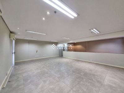 Sala para alugar com 80m², 1 vaga no bairro Auxiliadora em Porto Alegre - Foto 2