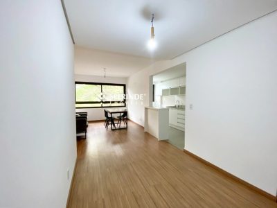 Apartamento para alugar com 70m², 2 quartos, 1 vaga no bairro Passo d'Areia em Porto Alegre - Foto 3