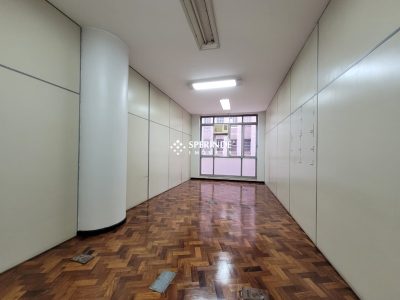 Andar para alugar com 1.073m² no bairro Centro em Porto Alegre - Foto 14