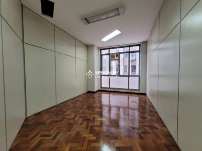 Andar para alugar com 1.073m² no bairro Centro em Porto Alegre - Foto 21