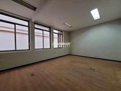 Andar para alugar com 1.073m² no bairro Centro em Porto Alegre - Foto 40