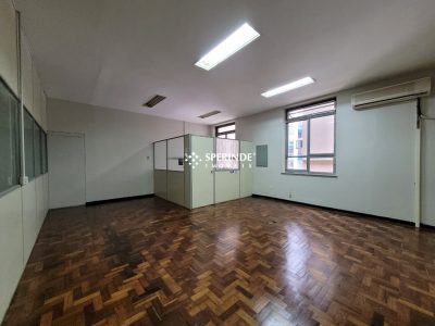 Andar para alugar com 1.073m² no bairro Centro em Porto Alegre - Foto 47