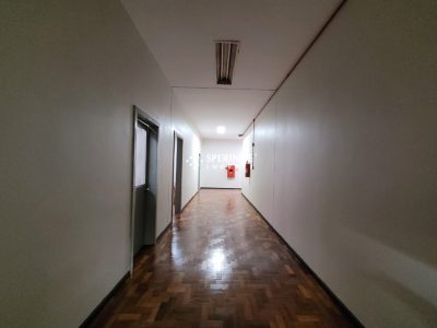 Andar para alugar com 1.073m² no bairro Centro em Porto Alegre - Foto 49