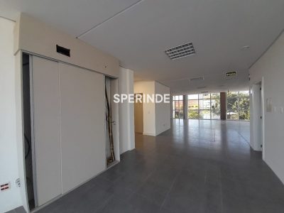 Prédio para alugar com 600m² no bairro Cinquentenario em Caxias do Sul - Foto 13