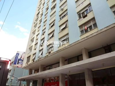 Apartamento para alugar com 134m², 3 quartos no bairro Centro em Santa Maria - Foto 2