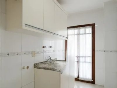 Casa para alugar com 499m², 4 quartos, 6 vagas no bairro Vila Ipiranga em Porto Alegre - Foto 9