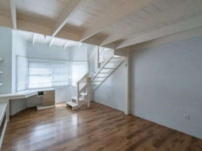 Casa para alugar com 499m², 4 quartos, 6 vagas no bairro Vila Ipiranga em Porto Alegre - Foto 22