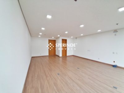 Sala para alugar com 44m², 1 vaga no bairro Independência em Porto Alegre - Foto 5