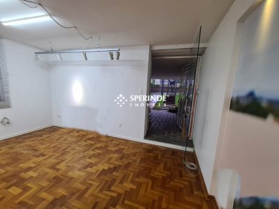 Casa Comercial para alugar com 150m², 2 vagas no bairro Centro em Caxias do Sul - Foto 13