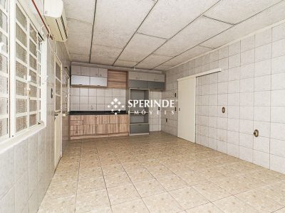 Casa para alugar com 80m², 2 quartos, 1 vaga no bairro Sarandi em Porto Alegre - Foto 4