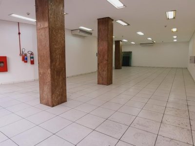 Loja para alugar com 507m² no bairro Centro Histórico em Porto Alegre - Foto 22