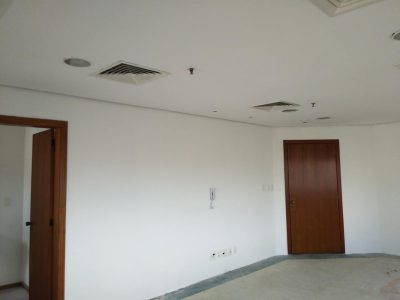 Sala para alugar com 43m² no bairro Moinhos de Vento em Porto Alegre - Foto 6