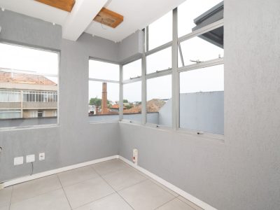 Sala para alugar com 78m² no bairro Navegantes em Porto Alegre - Foto 8