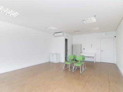 Sala para alugar com 40m² no bairro Petrópolis em Porto Alegre - Foto 3