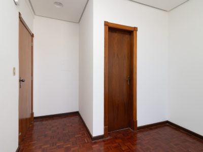 Sala para alugar com 30m² no bairro Passo d'Areia em Porto Alegre - Foto 4