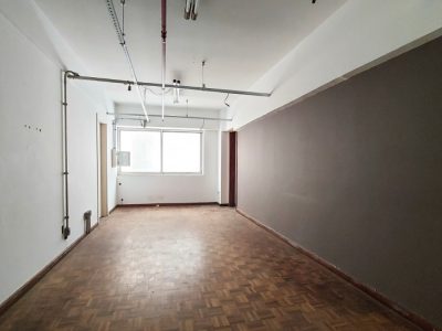 Sala para alugar com 241m² no bairro Centro Histórico em Porto Alegre - Foto 16