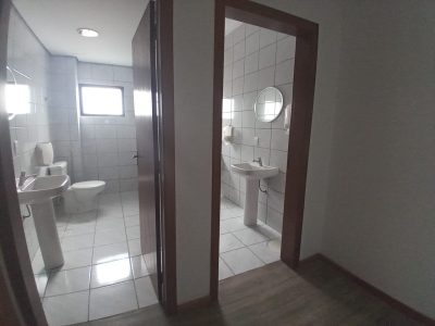 Sala para alugar com 209m² no bairro Petrópolis em Porto Alegre - Foto 13