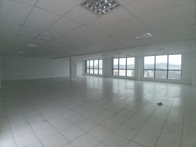 Sala para alugar com 209m² no bairro Petrópolis em Porto Alegre - Foto 11