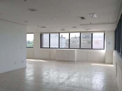 Sala para alugar com 142m² no bairro Auxiliadora em Porto Alegre - Foto 10