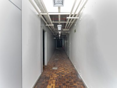 Sala para alugar com 515m² no bairro Centro Histórico em Porto Alegre - Foto 6