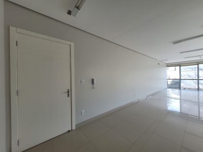 Sala para alugar com 52m² no bairro Auxiliadora em Porto Alegre - Foto 19