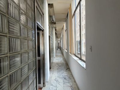 Sala para alugar com 1.340m² no bairro Centro Histórico em Porto Alegre - Foto 14