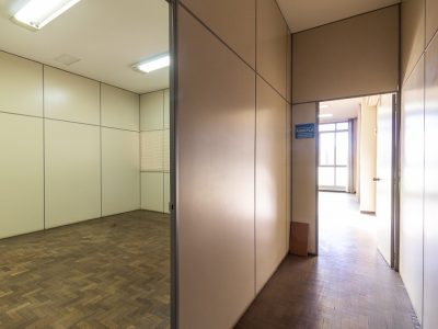 Sala para alugar com 1.073m² no bairro Centro Histórico em Porto Alegre - Foto 18