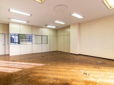 Sala para alugar com 1.073m² no bairro Centro Histórico em Porto Alegre - Foto 22