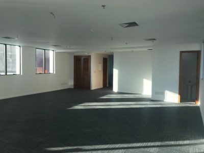 Sala para alugar com 99m² no bairro São João em Porto Alegre - Foto 2