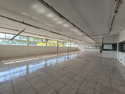 Prédio para alugar com 3.700m² no bairro 4° Distrito em Porto Alegre - Foto 19