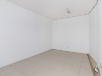 Sala para alugar com 35m², 1 vaga no bairro Floresta em Porto Alegre - Foto 4