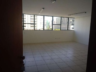 Sala para alugar com 46m² no bairro Santana em Porto Alegre - Foto 8