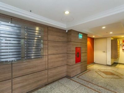 Sala para alugar com 46m² no bairro Santana em Porto Alegre - Foto 3