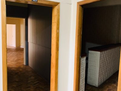 Sala para alugar com 123m² no bairro Centro Histórico em Porto Alegre - Foto 3