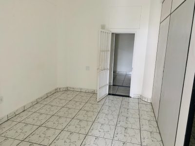 Sala para alugar com 94m² no bairro Centro Histórico em Porto Alegre - Foto 35