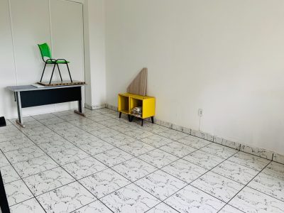 Sala para alugar com 94m² no bairro Centro Histórico em Porto Alegre - Foto 37