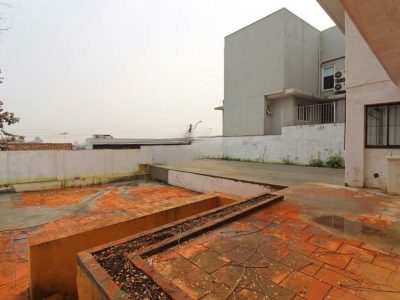 Casa Comercial para alugar com 380m², 5 quartos no bairro Três Figueiras em Porto Alegre - Foto 17