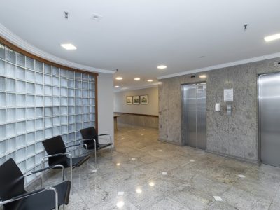 Sala para alugar com 60m² no bairro Floresta em Porto Alegre - Foto 4