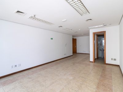 Sala para alugar com 54m² no bairro Auxiliadora em Porto Alegre - Foto 5