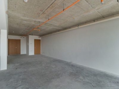 Sala para alugar com 114m² no bairro Passo d'Areia em Porto Alegre - Foto 3